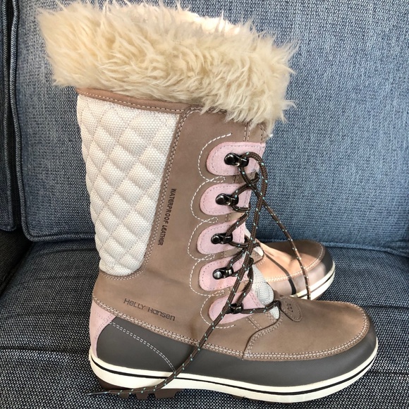 helly hansen garibaldi boots